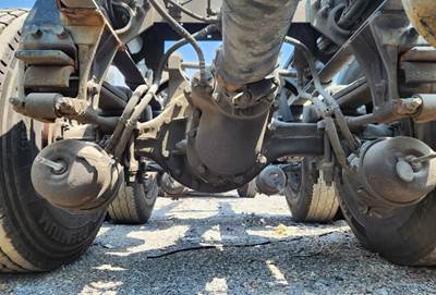 Dana-Spicer DSP41P Complete Axle-Front Rears for a 2022 Peterbilt 348
