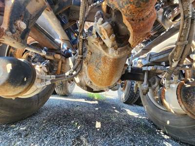 Dana-Spicer Front Differential for a 2016 Peterbilt 567