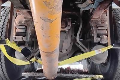 Dana-Spicer Front Differential for a 2003 Peterbilt 357