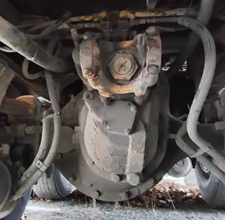 Dana-Spicer Front Differential for a 2003 Peterbilt 357