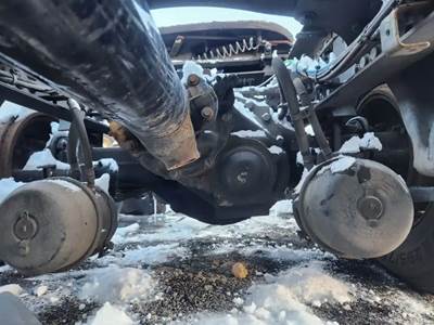 Detroit DA-RT-40.0-4 Front Differential for a 2021 Freightliner Cascadia 126