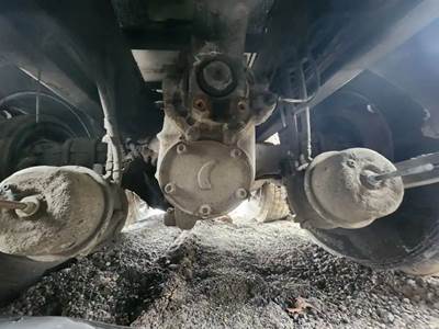 Detroit DA-RT-44.0-4 Front Differential for a 2017 Western Star 4700