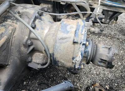 Detroit RT40-NFD Front Differential for a 2021 Freightliner Cascadia 126