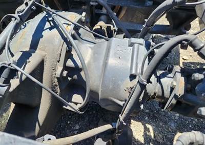 Detroit RT40-NFD Front Differential for a 2019 Freightliner Cascadia 126