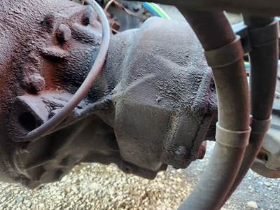 Detroit RT40-NFD Front Differential for a 2020 Freightliner Cascadia 126