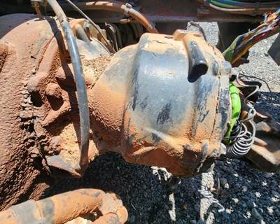 Detroit RT40-NFD Front Differential for a 2019 Freightliner Cascadia 126