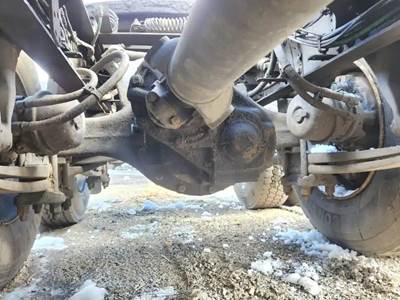 Detroit RT40-NFD-N Front Differential for a 2020 Freightliner Cascadia 126