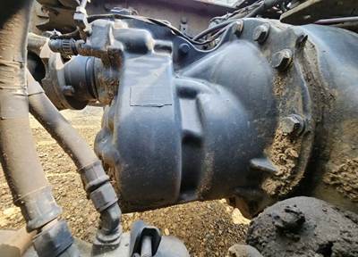 Detroit RT40-NFD-N Front Differential for a 2019 Freightliner Cascadia 126
