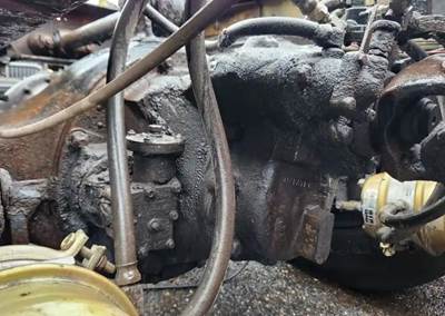 Eaton DS402 Front Differential for a 1982 International F-2554