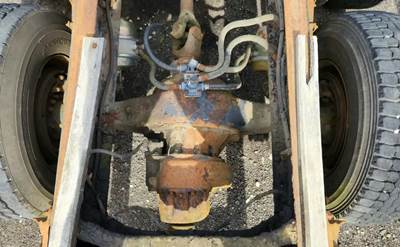 International RA472 Front Differential for a 1986 International COF-9670