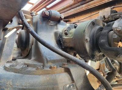 Mack CRD92 Front Differential for a 2009 Mack CXU612