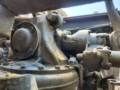Mack CRD92 Front Differential for a 2004 Mack CV713 Granite