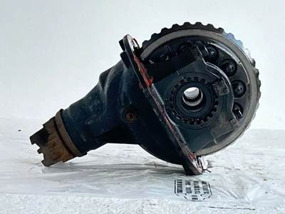Meritor-Rockwell MD2014X Front Differential for a 2016 Freightliner Cascadia 125