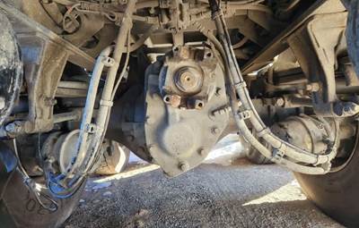 Meritor-Rockwell MD2214X Front Differential for a 2020 Peterbilt 567