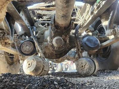 Meritor-Rockwell MT40-143 Front Differential for a 2011 Freightliner Cascadia 125