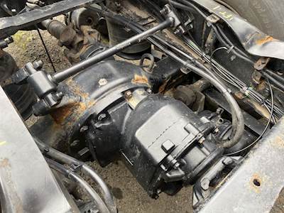Meritor-Rockwell MT40-14X Front Differential for a 2016 Freightliner Cascadia 125