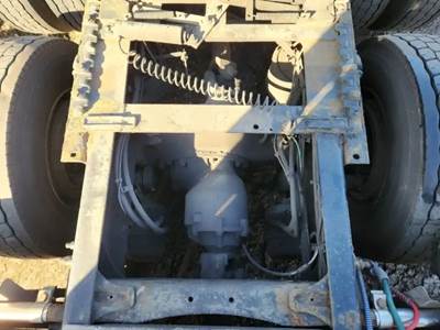 Meritor-Rockwell MT40-14X Front Differential for a 2013 Freightliner Cascadia 125