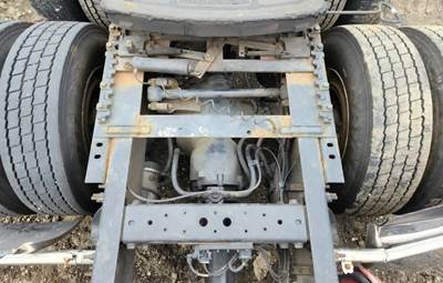 Meritor-Rockwell MT40-14X Front Differential for a 2013 International TranStar 8600