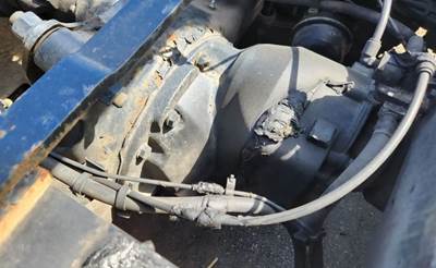 Meritor-Rockwell MT40-14X Front Differential for a 2020 Volvo VNL