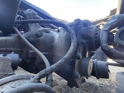 Meritor-Rockwell MT40-14X Front Differential for a 2011 Freightliner Cascadia 125