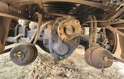 Meritor-Rockwell MT40-14X Front Differential for a 2019 Freightliner M2 106