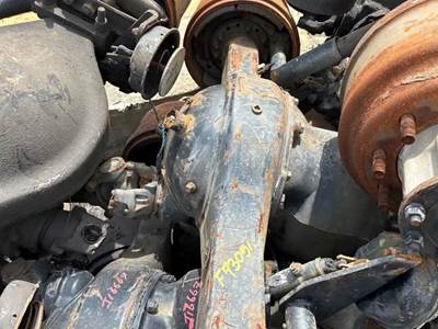 Meritor-Rockwell MT40-14X Front Differential for a 2015 Freightliner Cascadia 125