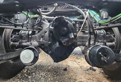 Meritor-Rockwell MT40-14X Complete Axle-Front Rears for a 2024 Freightliner Cascadia 126