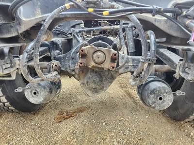 Meritor-Rockwell MT40-14X Complete Axle-Front Rears for a 2019 Kenworth T680