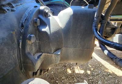 Meritor-Rockwell MT40-14X Front Differential for a 2022 Freightliner Cascadia 126