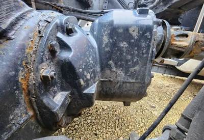 Meritor-Rockwell MT40-14X Front Differential for a 2022 Freightliner Cascadia 126
