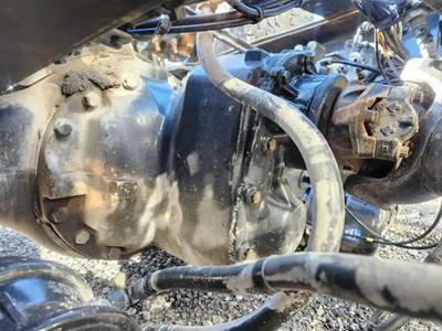 Meritor-Rockwell MT40-14X Front Differential for a 2024 Mack Anthem