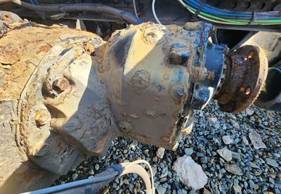 Meritor-Rockwell MT40-14X Front Differential for a 2021 Freightliner Cascadia 126