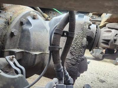 Meritor-Rockwell MT40-14X Front Differential for a 2014 Freightliner Cascadia 125