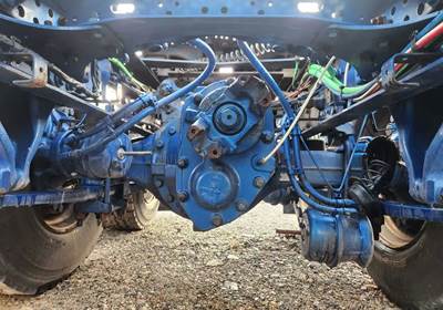Meritor-Rockwell MT40-14X Front Differential for a 2024 Freightliner Cascadia 126