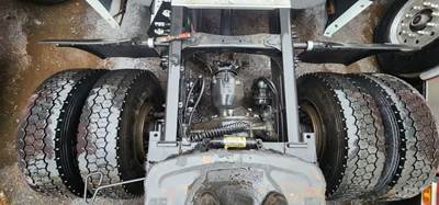 Meritor-Rockwell Front Differential for a 2015 Freightliner Cascadia 125