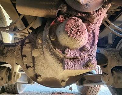 Meritor-Rockwell Front Differential for a 1994 White AUTOCAR ACL64