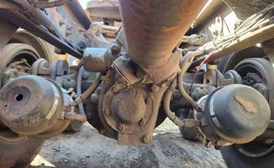 Meritor-Rockwell Front Differential for a 2005 Freightliner Columbia 120