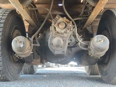 Meritor-Rockwell RD23-160 Front Differential for a 2007 International 7500