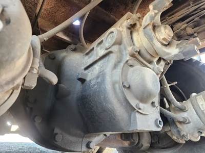 Meritor-Rockwell RD23-160 Front Differential for a 2007 International 7500