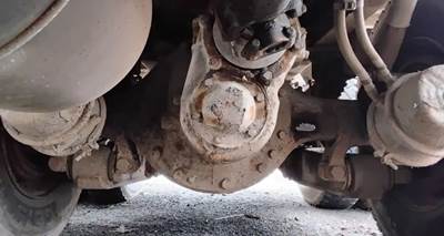 Meritor-Rockwell RD23-160 Front Differential for a 2011 Freightliner M2 106 Heavy Duty