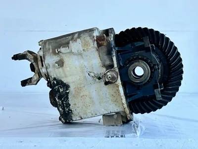 Meritor-Rockwell RP23-160 Front Differential for a 2002 Oshkosh S-SERIES
