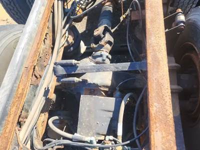 Meritor-Rockwell RT40-145 Front Differential for a 2007 Mack CXN613