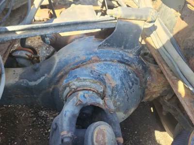 Meritor-Rockwell RT40-145 Front Differential for a 2007 Mack CXN613
