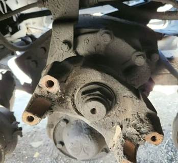 Meritor-Rockwell RT40-145 Front Differential for a 1998 International 9200