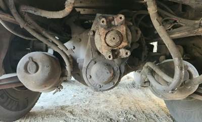 Meritor-Rockwell RT40-145 Front Differential for a 2000 Sterling L7500