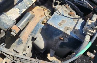 Meritor-Rockwell RT40-145 Front Differential for a 2007 Volvo VNL