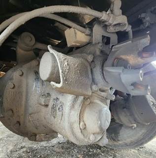 Meritor-Rockwell RT40-145 Front Differential for a 1990 Peterbilt 379