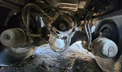 Meritor-Rockwell RT40-145 Front Differential for a 2000 Sterling L9500