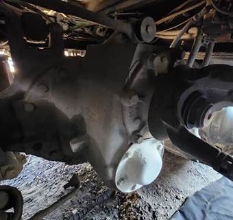 Meritor-Rockwell RT40-145 Front Differential for a 2000 Sterling L9500