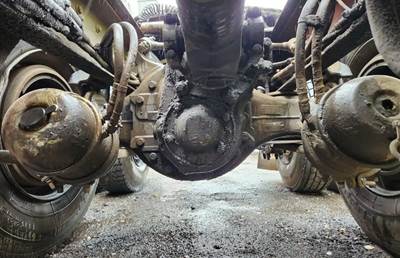 Meritor-Rockwell RT40-145 Front Differential for a 2007 Freightliner Columbia 120